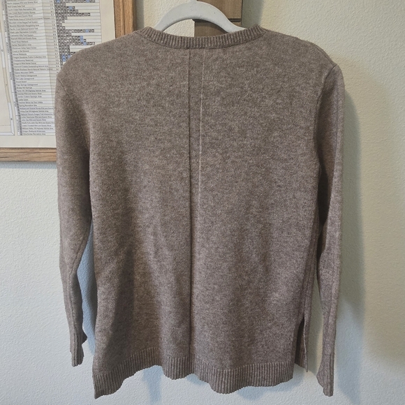 Anthropologie Sweater - Picture 2 of 4